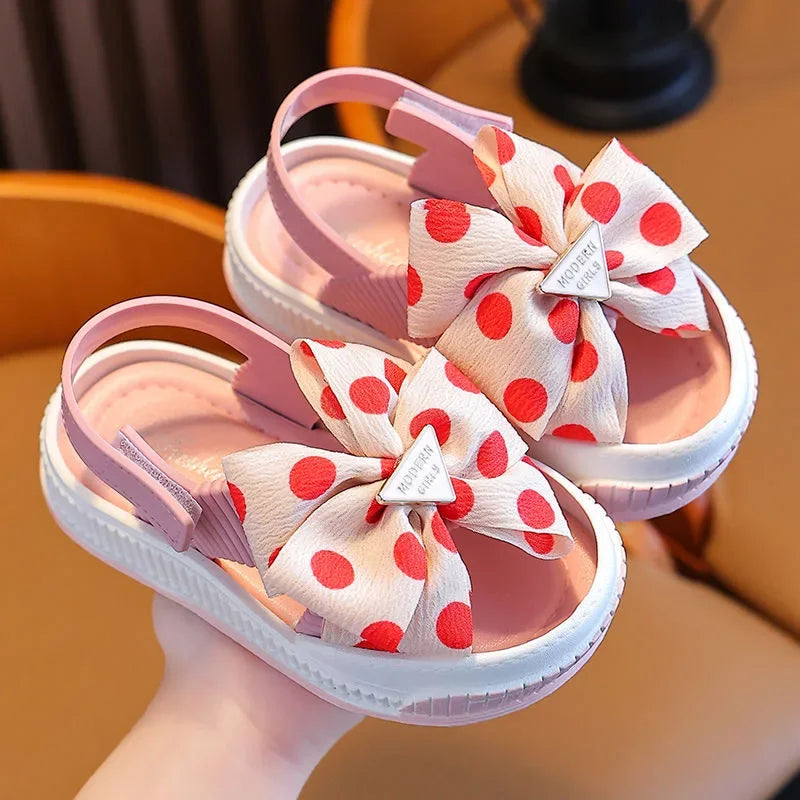 Hot selling 2024 girls' sandals summer cute Baotou princess shoes non-slip soft soles children infants little girls